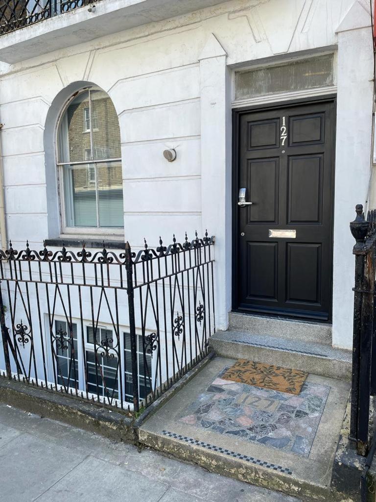 Comfy Private Bedrooms Near Euston, * Londres