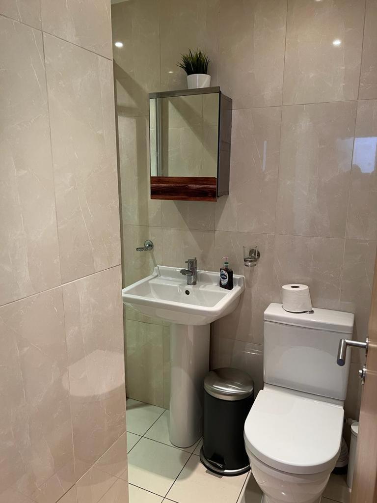 Cosy Private Near Euston Station, * Londres