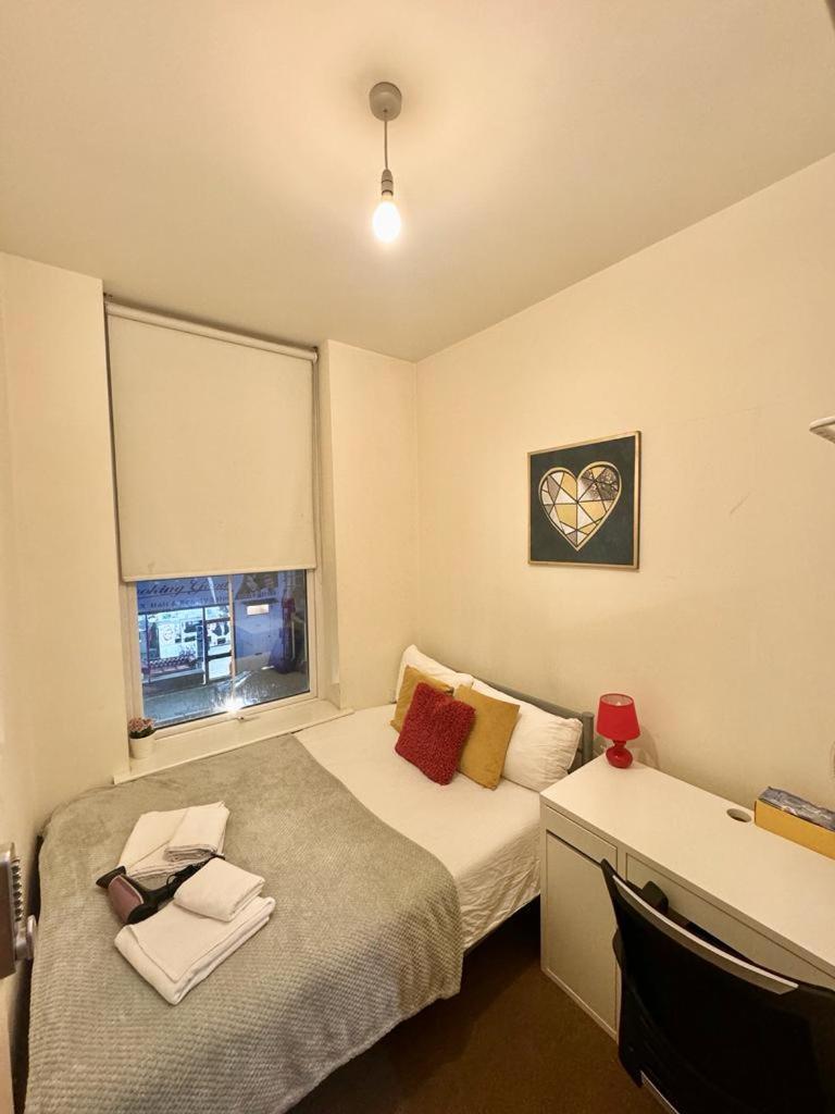 Metropolitan Coziness Private Bedrooms In Euston Station 161 Guest house London