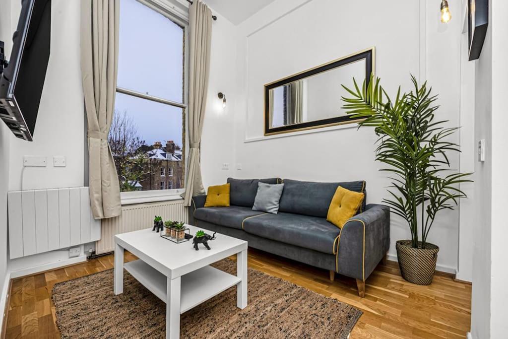 Deluxe Flat On Kentish Town London