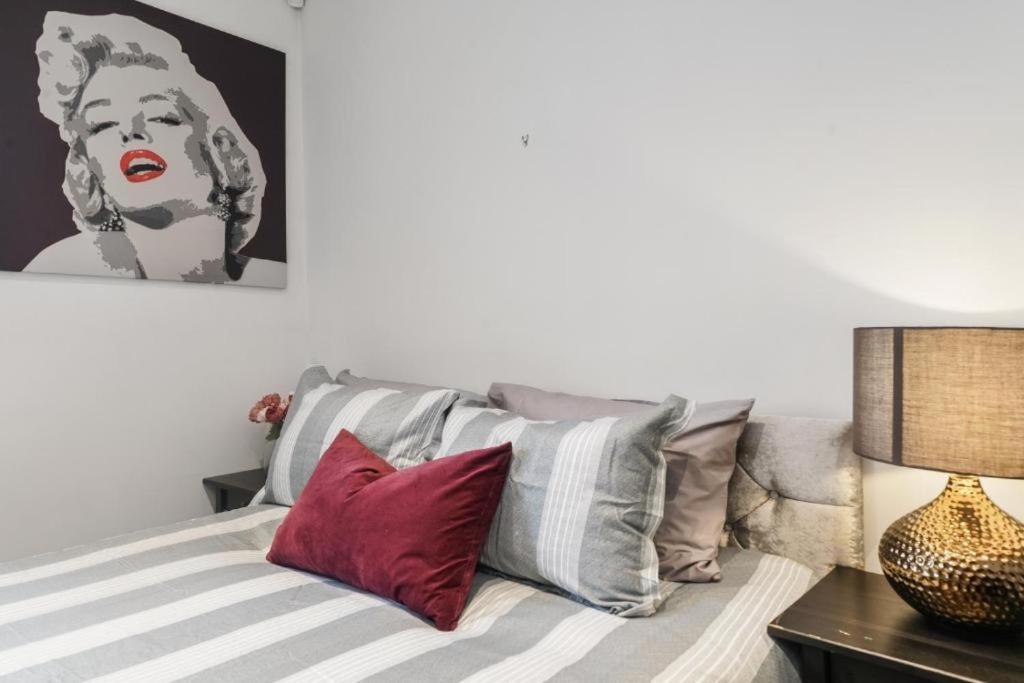 2 Bedroom Tower Bridge With Free Secure Gated Parking - Perfect For Long *