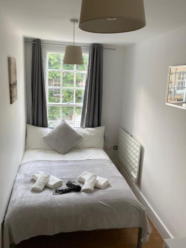 Lovely Private In Euston, Homestay *