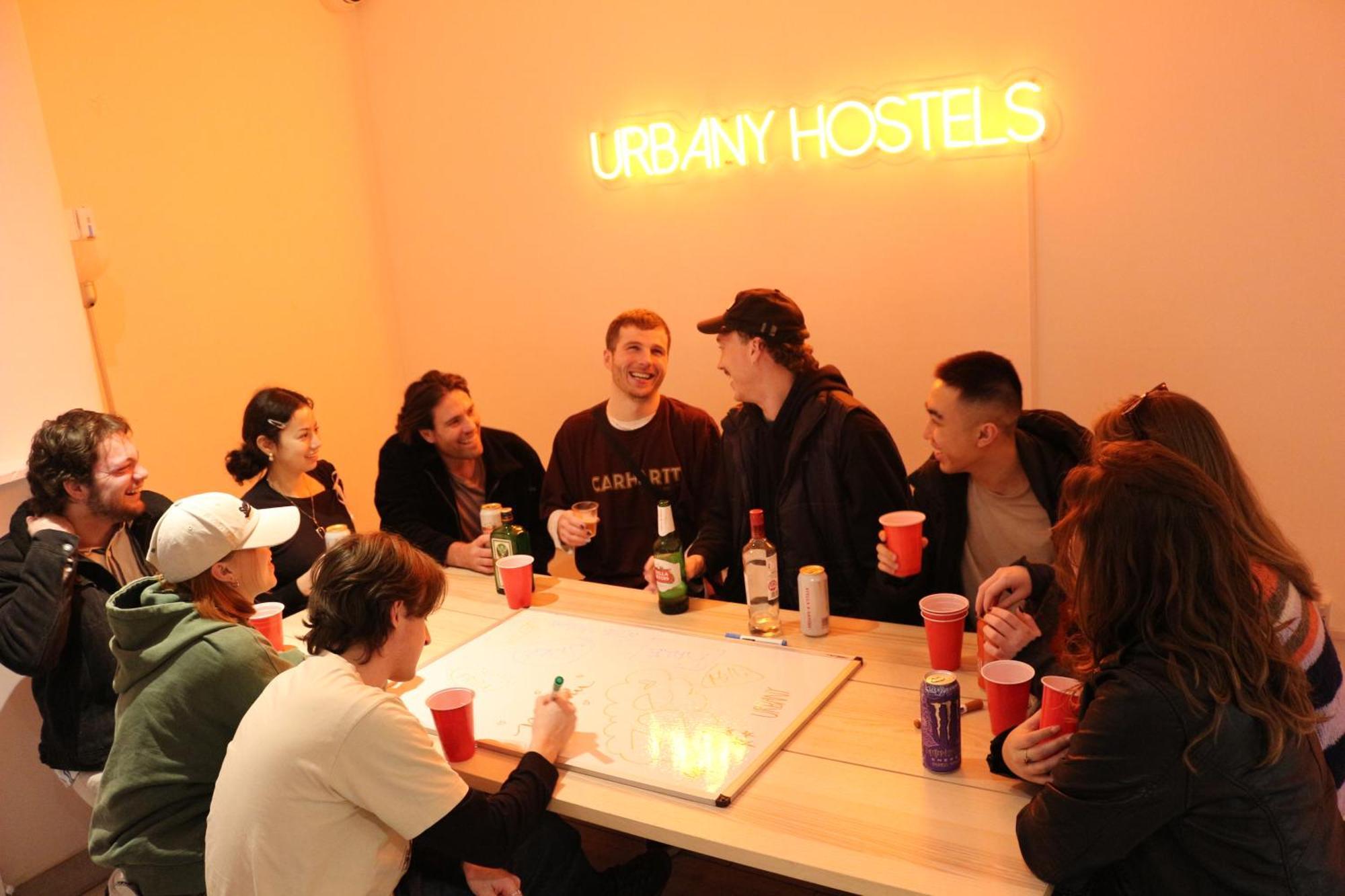 Hostel Urbany 18-40 Years Old London