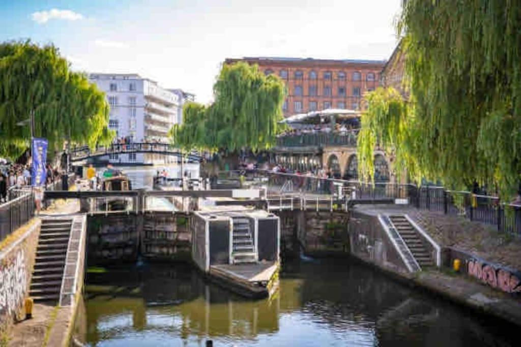 Camden Loft Apartment! * London