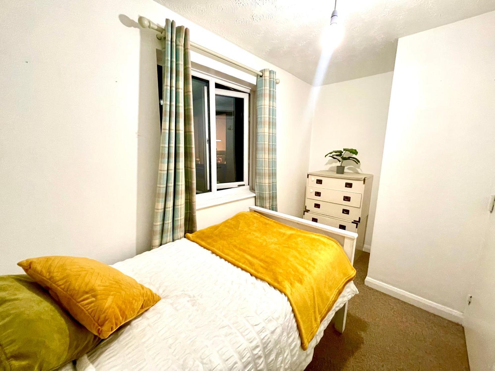 Apartment 2 Bed Flat Privite In Canada Water *