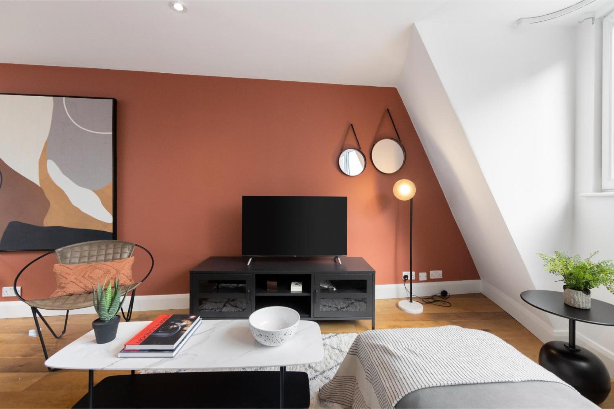 Chic: Elegant Flat In A Prime Location Apartment