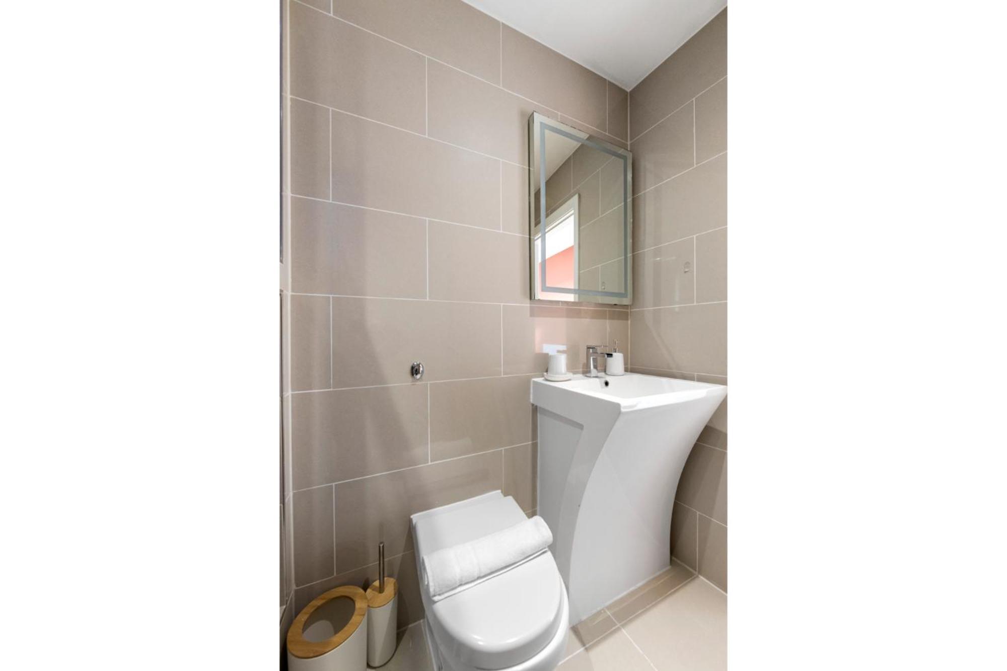 Appartement Chic: Elegant Flat In A Prime Location *