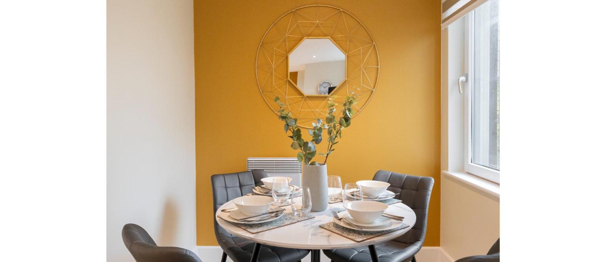 Apartment Your Home: 1br Flat With Modern Amenities *