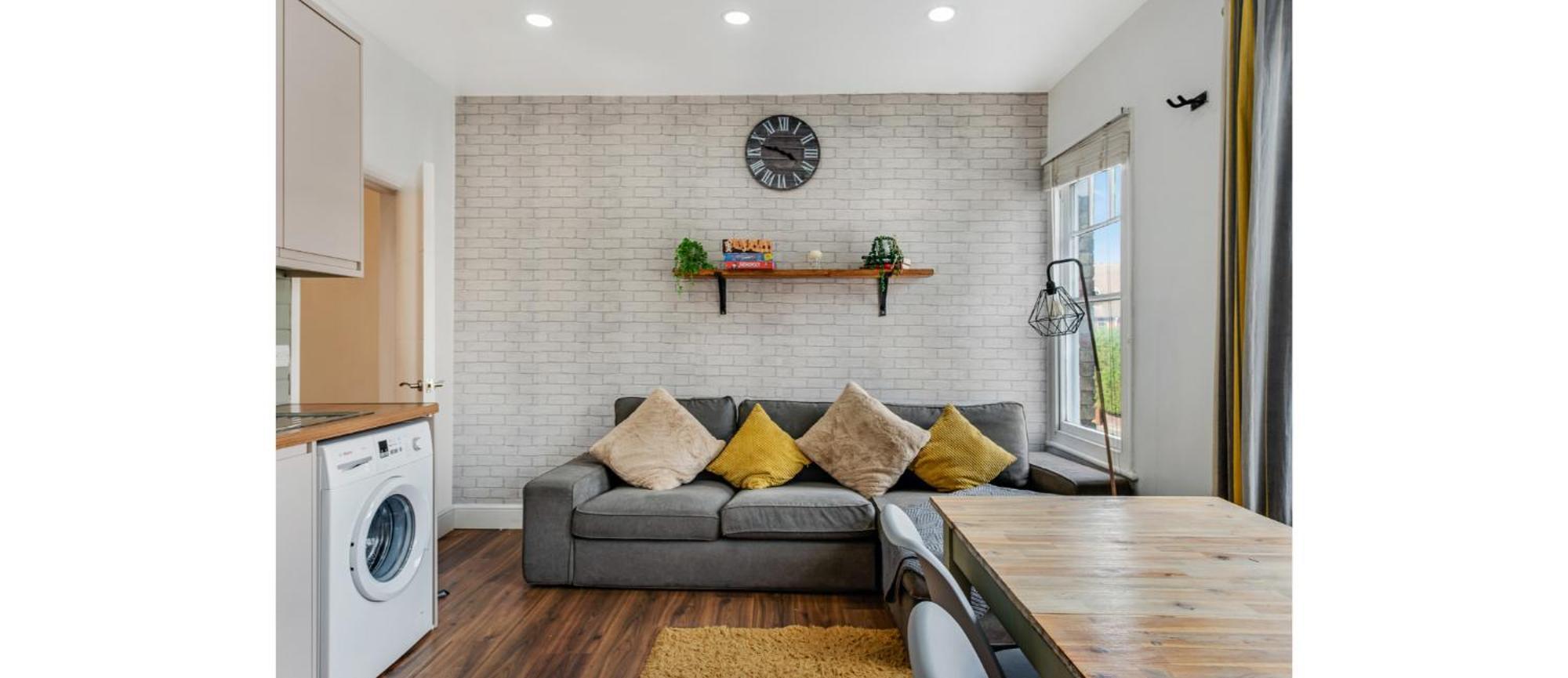 Apartamento Spacious Two Bedroom In Wood Green