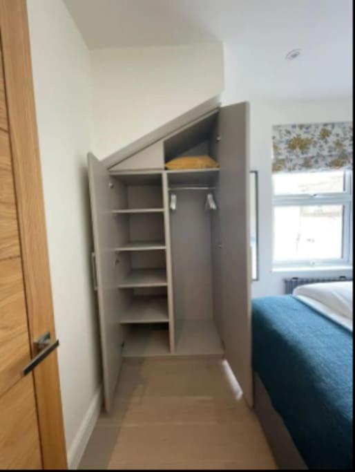 In Greater 2 Bedroom *