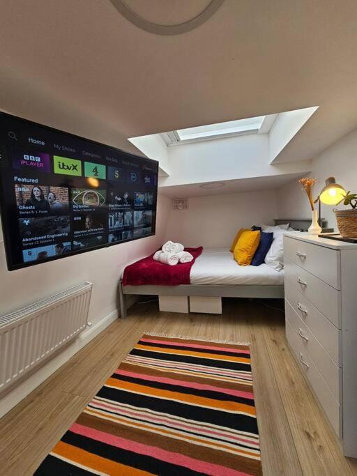 West Kensington Bright Flat * Londen