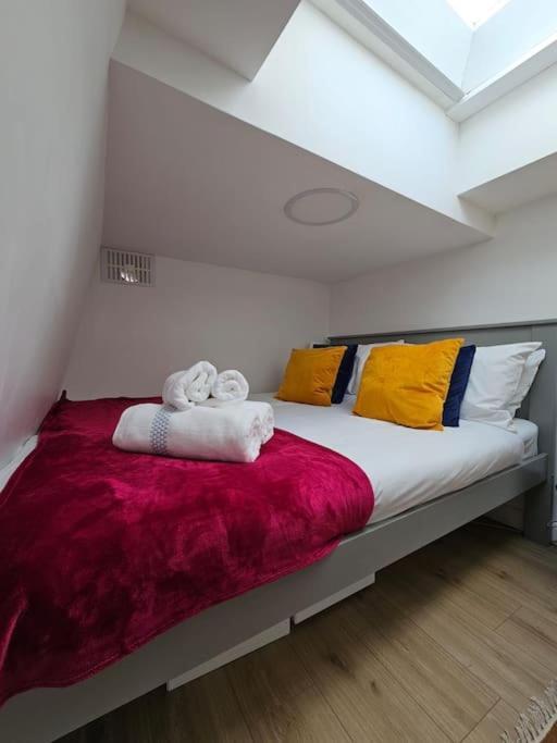 West Kensington Bright Flat * Londen