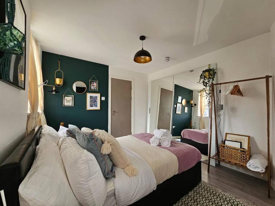 Stylish Putney Village Flat Apartamento Londres