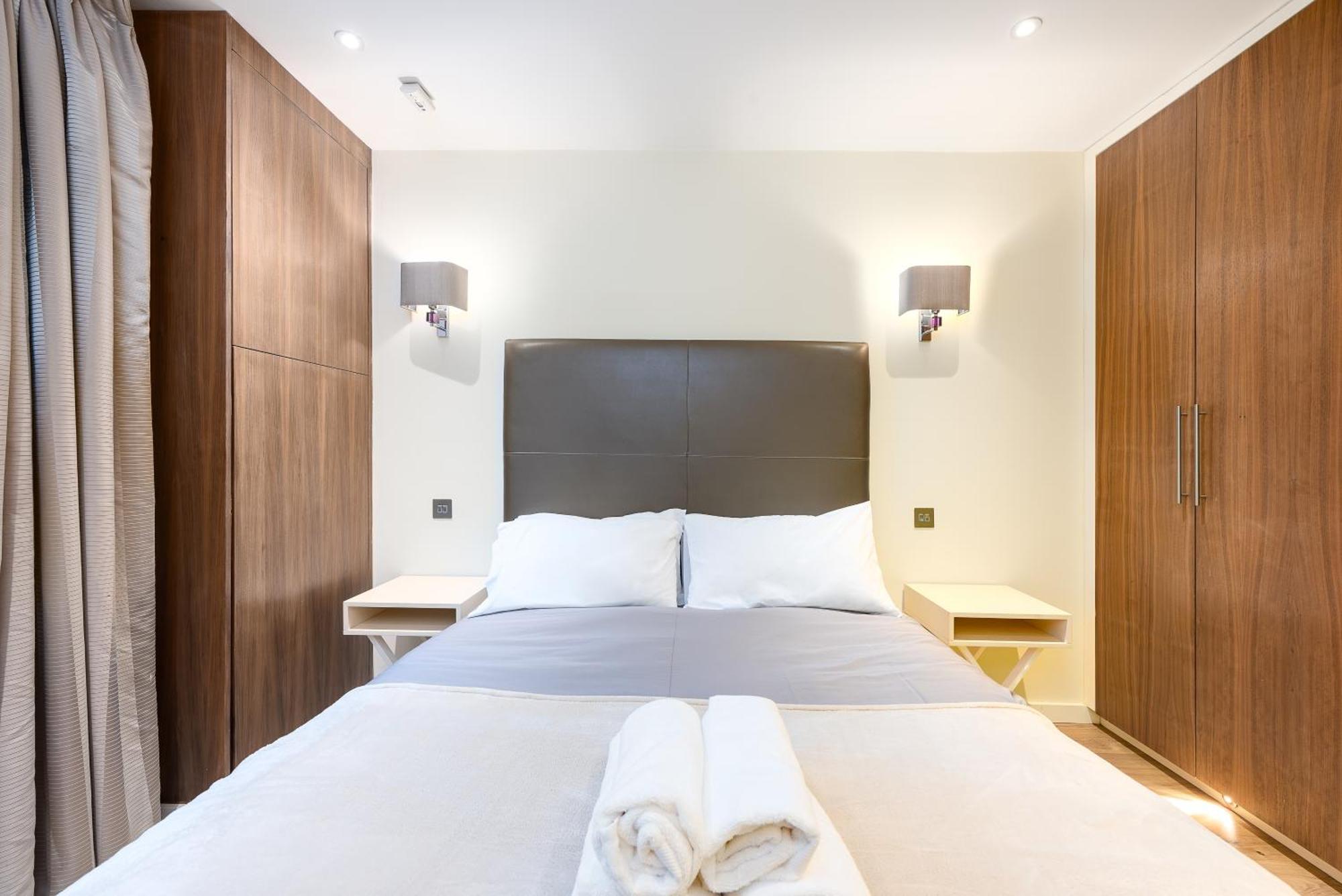 Moments From Hyde Park & Notting Hill With Free Luggage Storage And Washing Machine * London