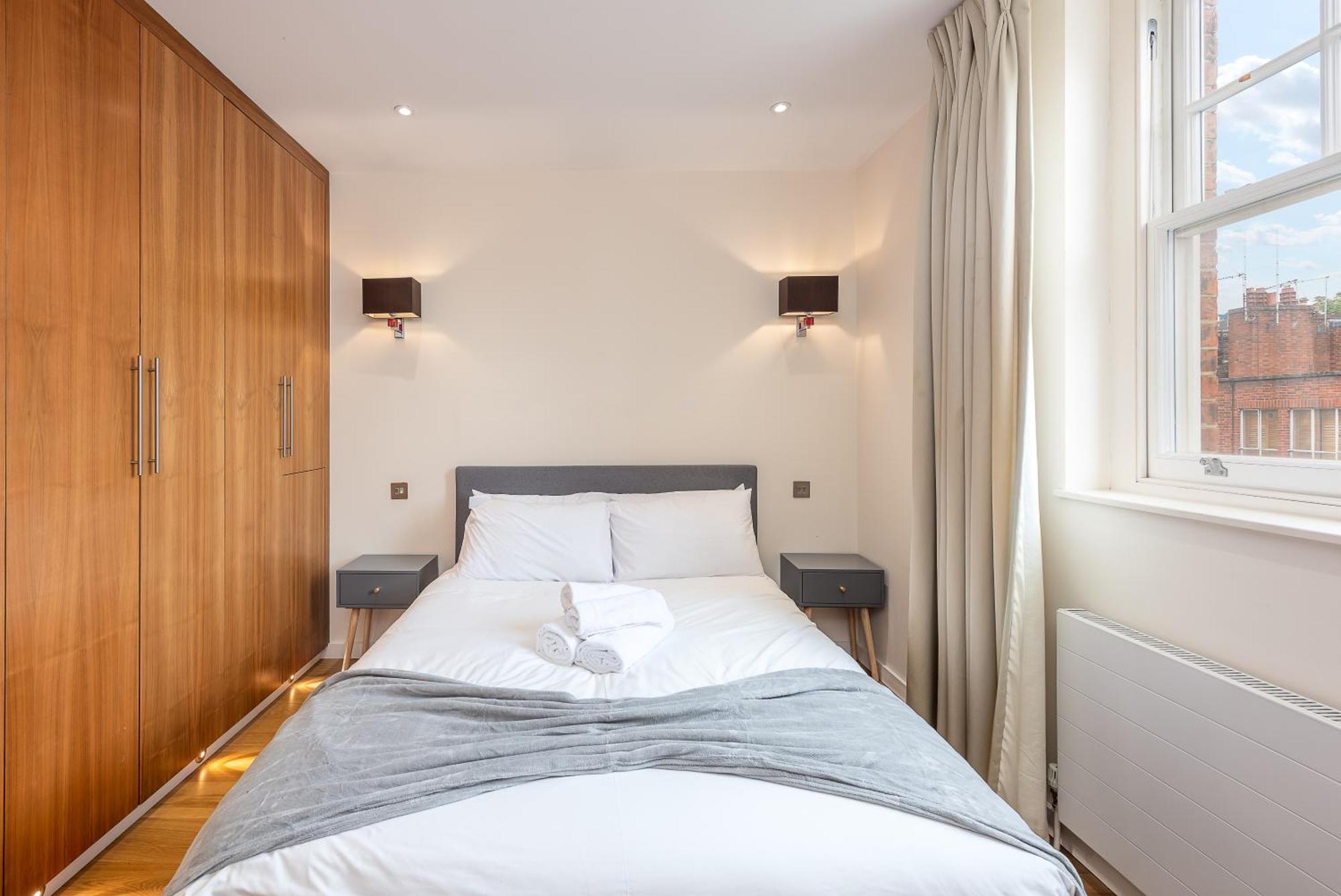 Apartment Moments From Hyde Park & Notting Hill With Free Luggage Storage And Washing Machine London
