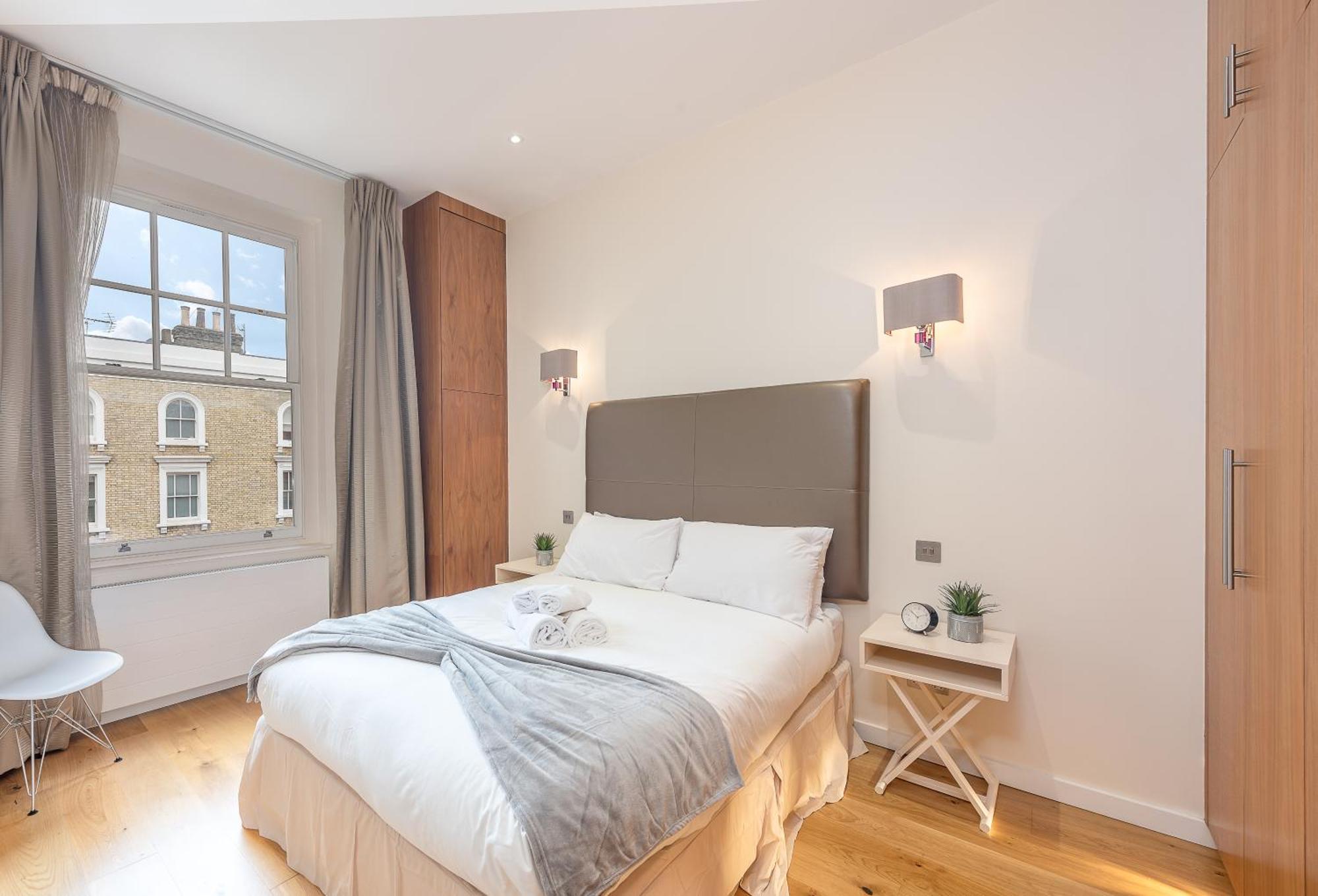 Moments From Hyde Park & Notting Hill With Free Luggage Storage And Washing Machine Apartment London
