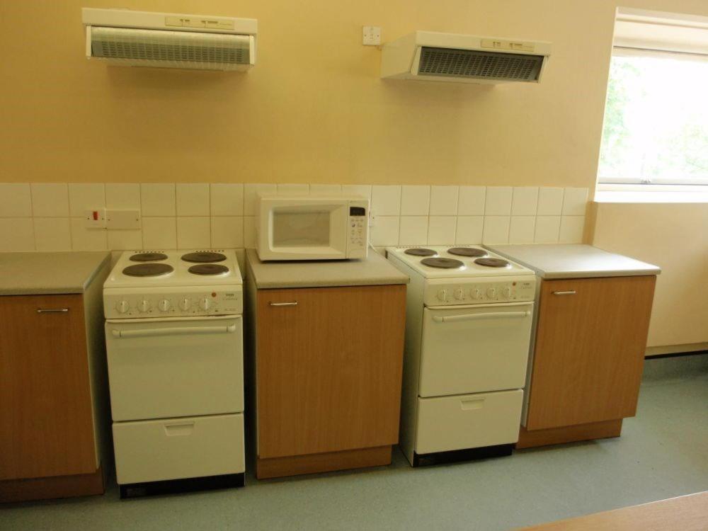 James Lighthill House, Finsbury, Apartment *