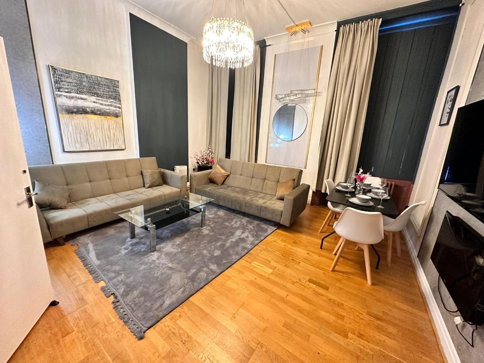 Apartment Paddington Station - 2-bedrooms, 2-baths And Living - Posh In *