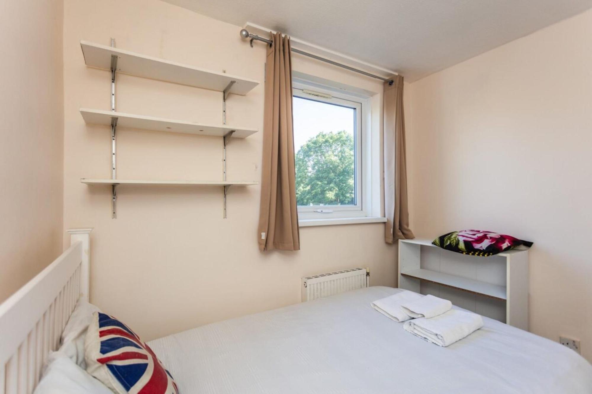 Spacious 2bd House Wprivate Garden - Kennington! Holiday home