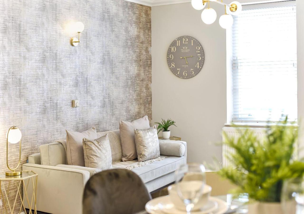 Charm: Stylish & Comfy 2br Flat In Apartment *