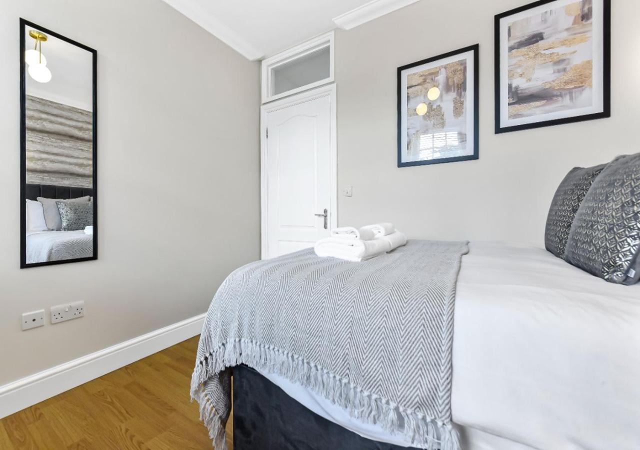 Apartment Charm: Stylish & Comfy 2br Flat In London