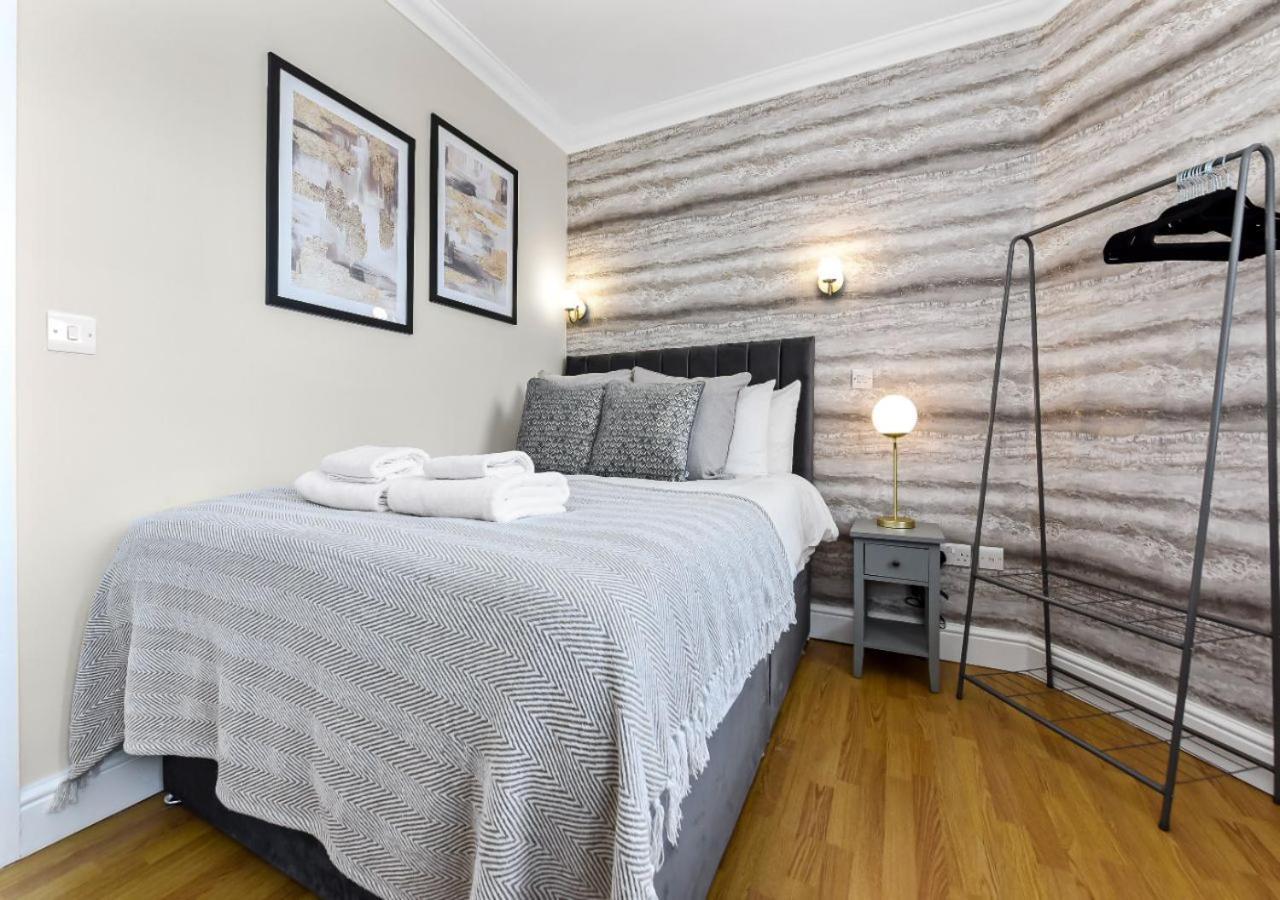 Apartment Charm: Stylish & Comfy 2br Flat In