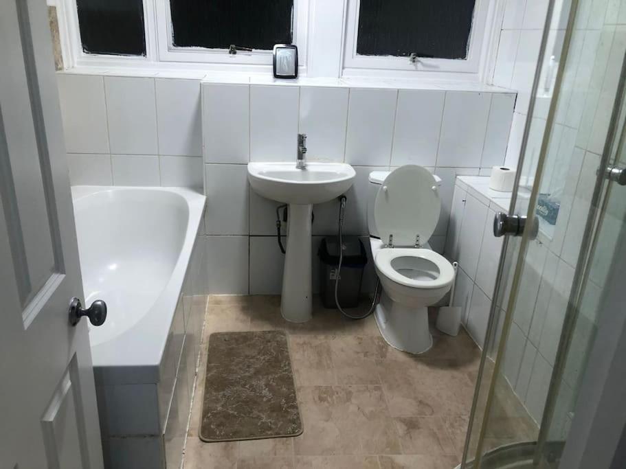 3 Bedroom Garden House Maida Vale *