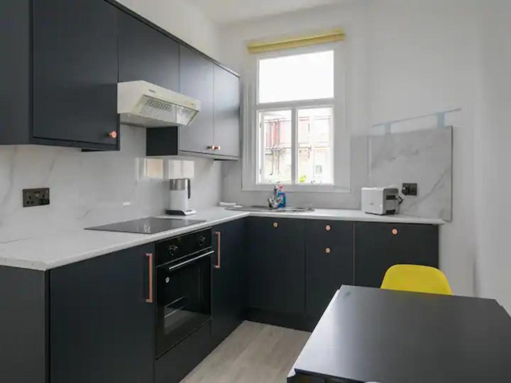 Cosy West Flat Discover & Live Pass The Keys Apartamento *
