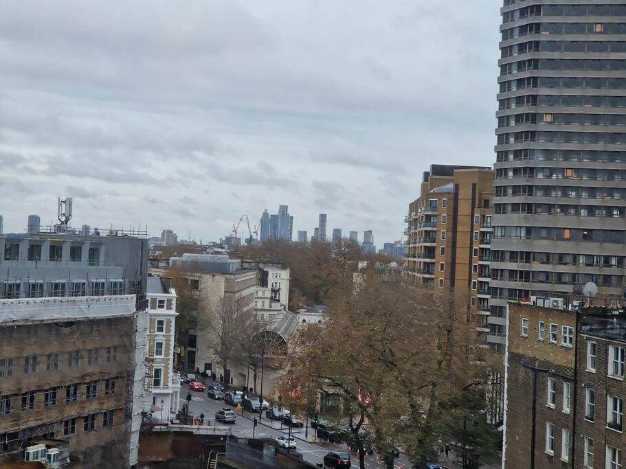 Large 1 Bed Flat Near Hyde Park Appartement *