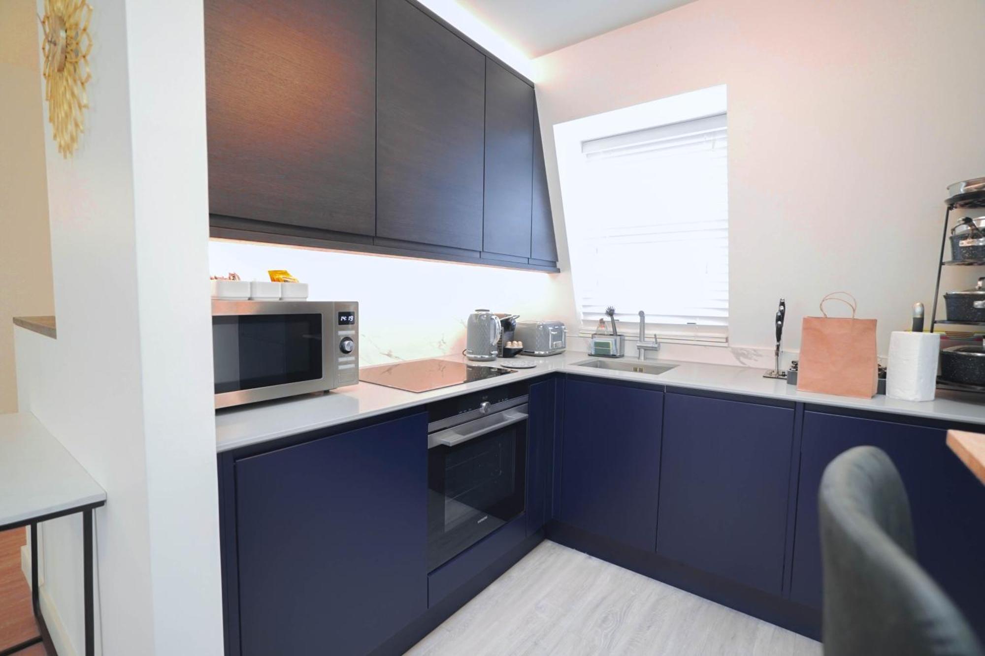 Street Serviced By Globe Apartment London