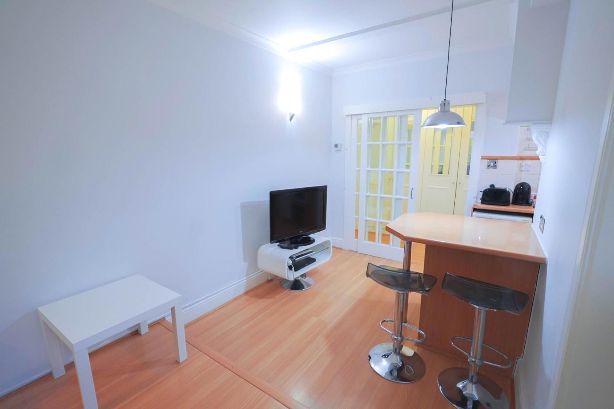 Chiltern Street Serviced By Globe London