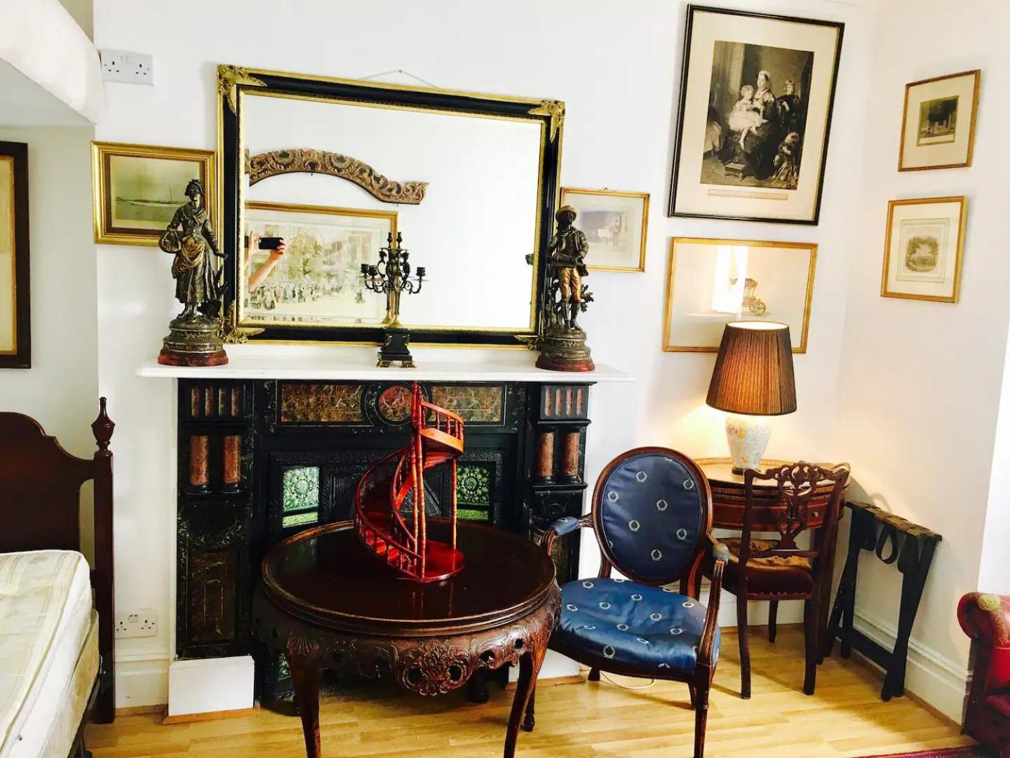Gasthof Quality And Very Good Value Private In Close To Notting Hill Zone 2 *