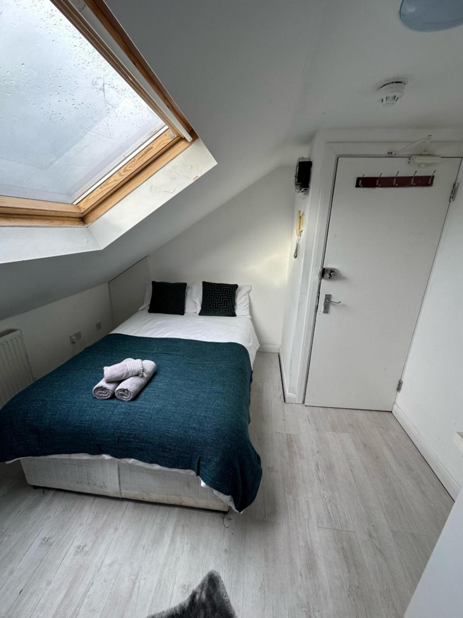 Cozy Urban Terraced Studio Apartment *
