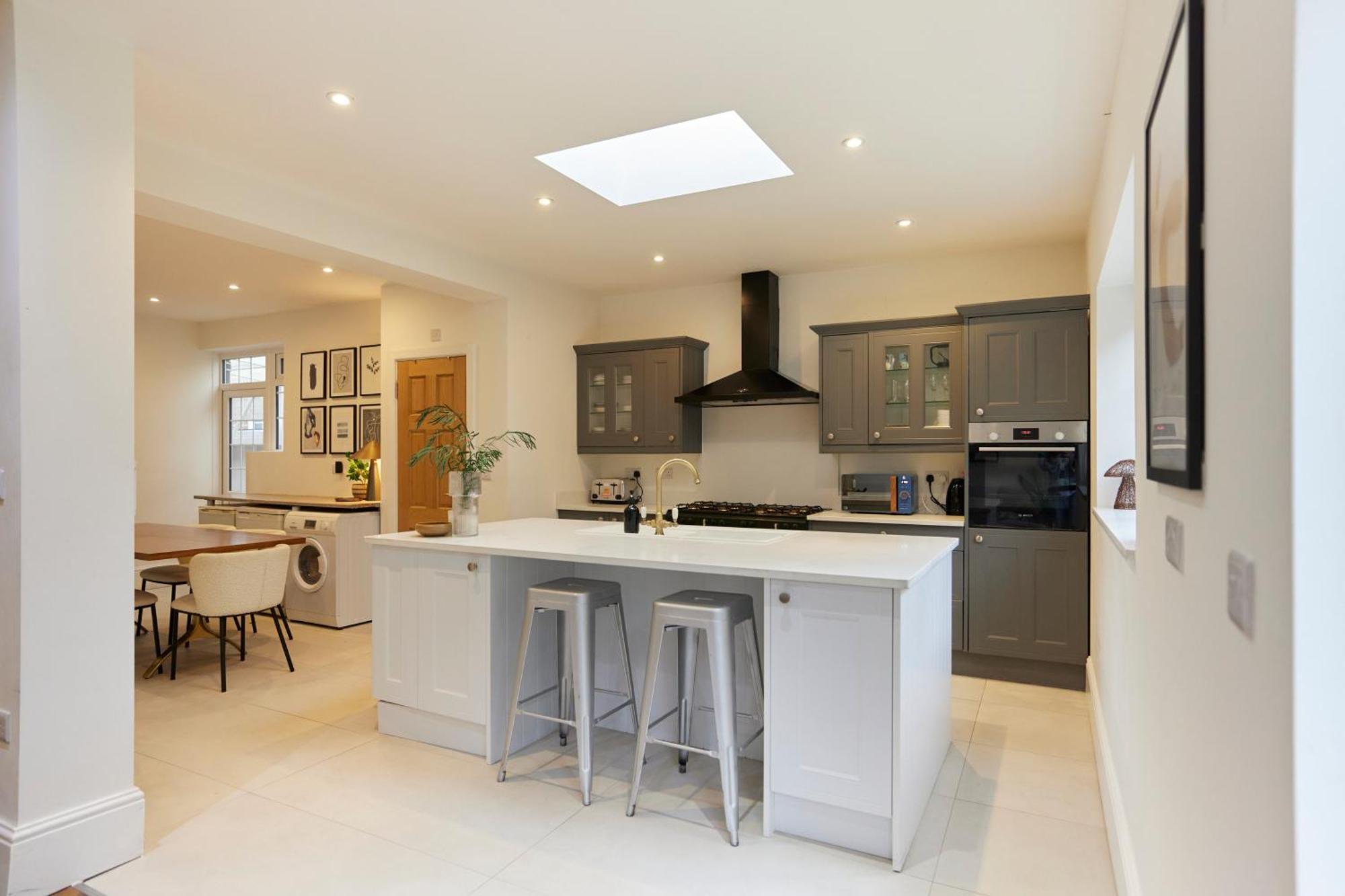 The Redbridge Sanctuary - Spacious 3bdr House With Garden Londres