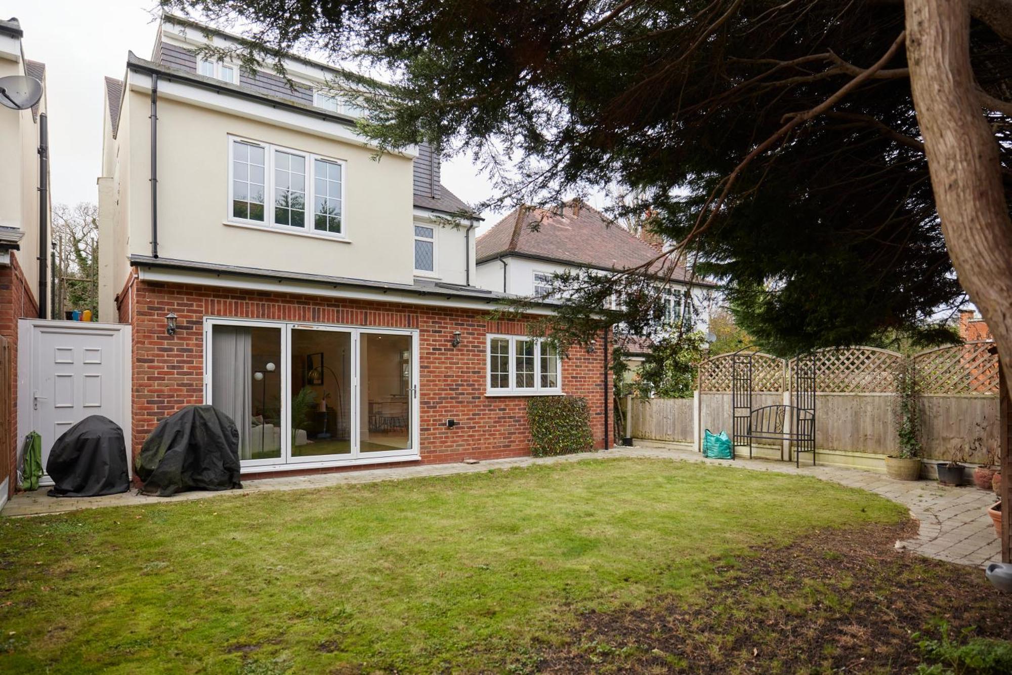 The Redbridge Sanctuary - Spacious 3bdr House With Garden * Londres