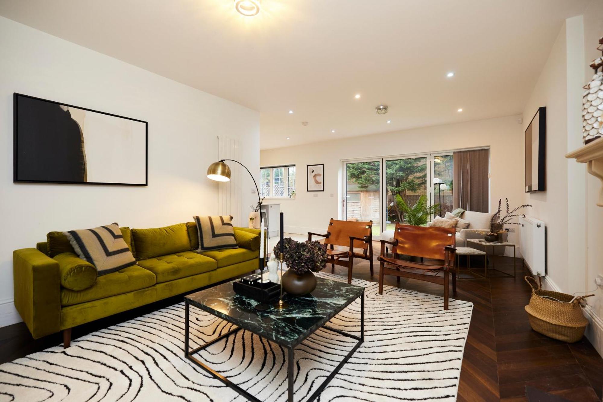The Redbridge Sanctuary - Spacious 3bdr House With Garden
