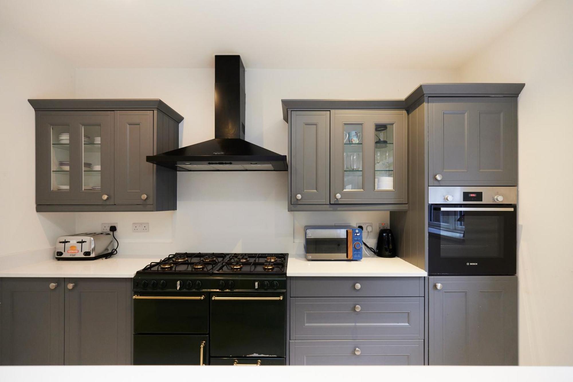 The Redbridge Sanctuary - Spacious 3bdr House With Garden Londres