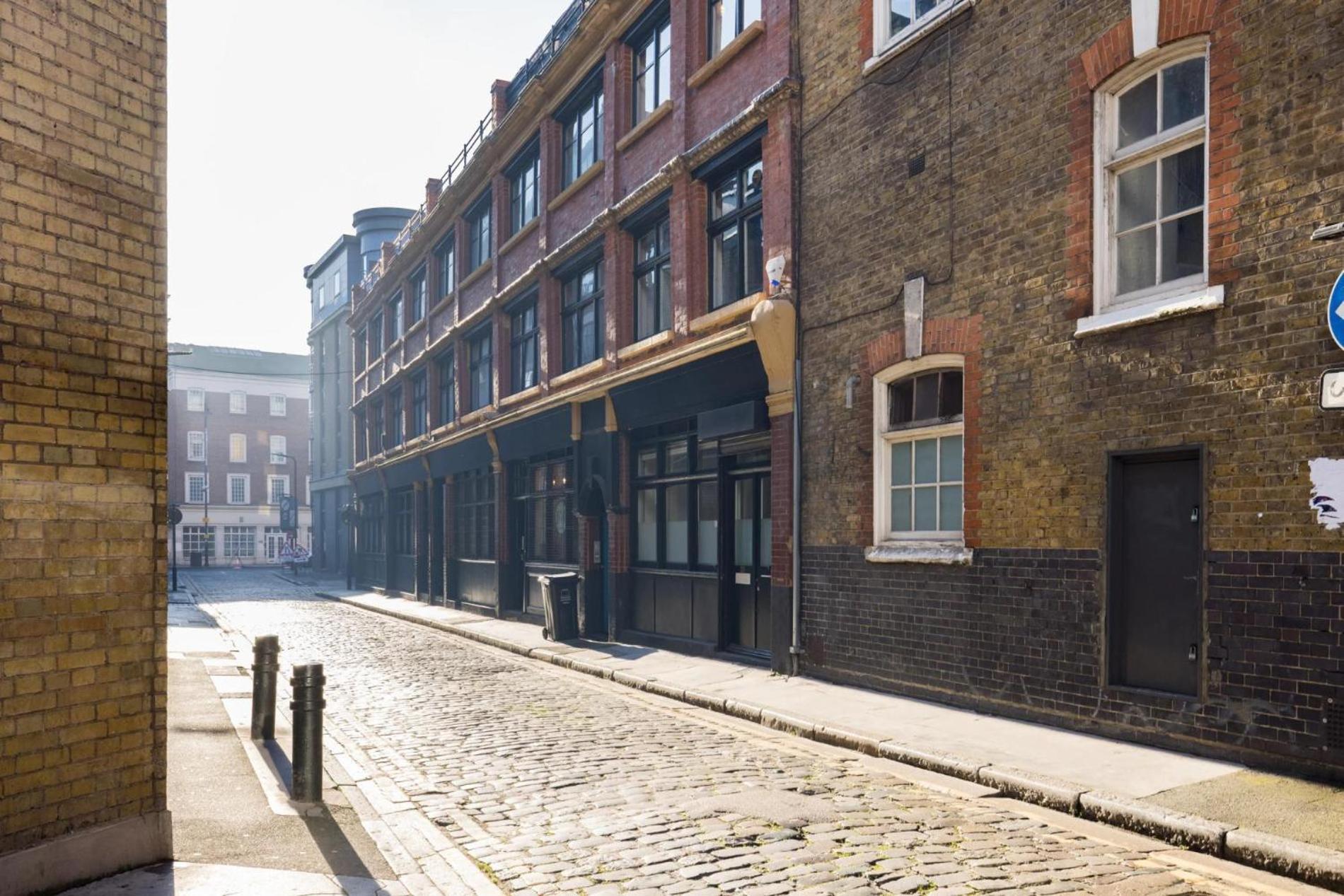 The Tonic 1 Bed With Patio In Shoreditch London