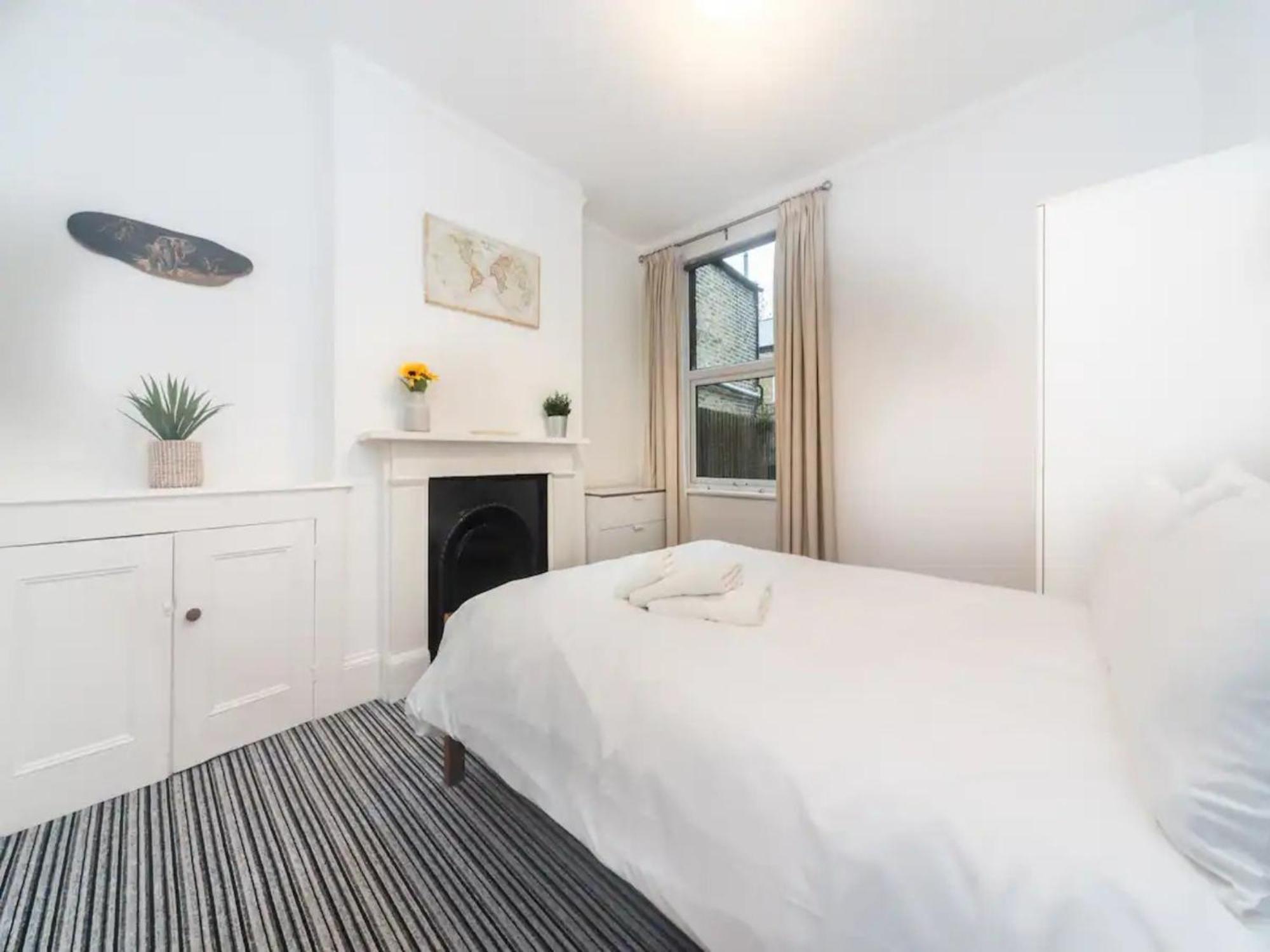 Holiday home Pass The Keys Characterful Victorian Near London