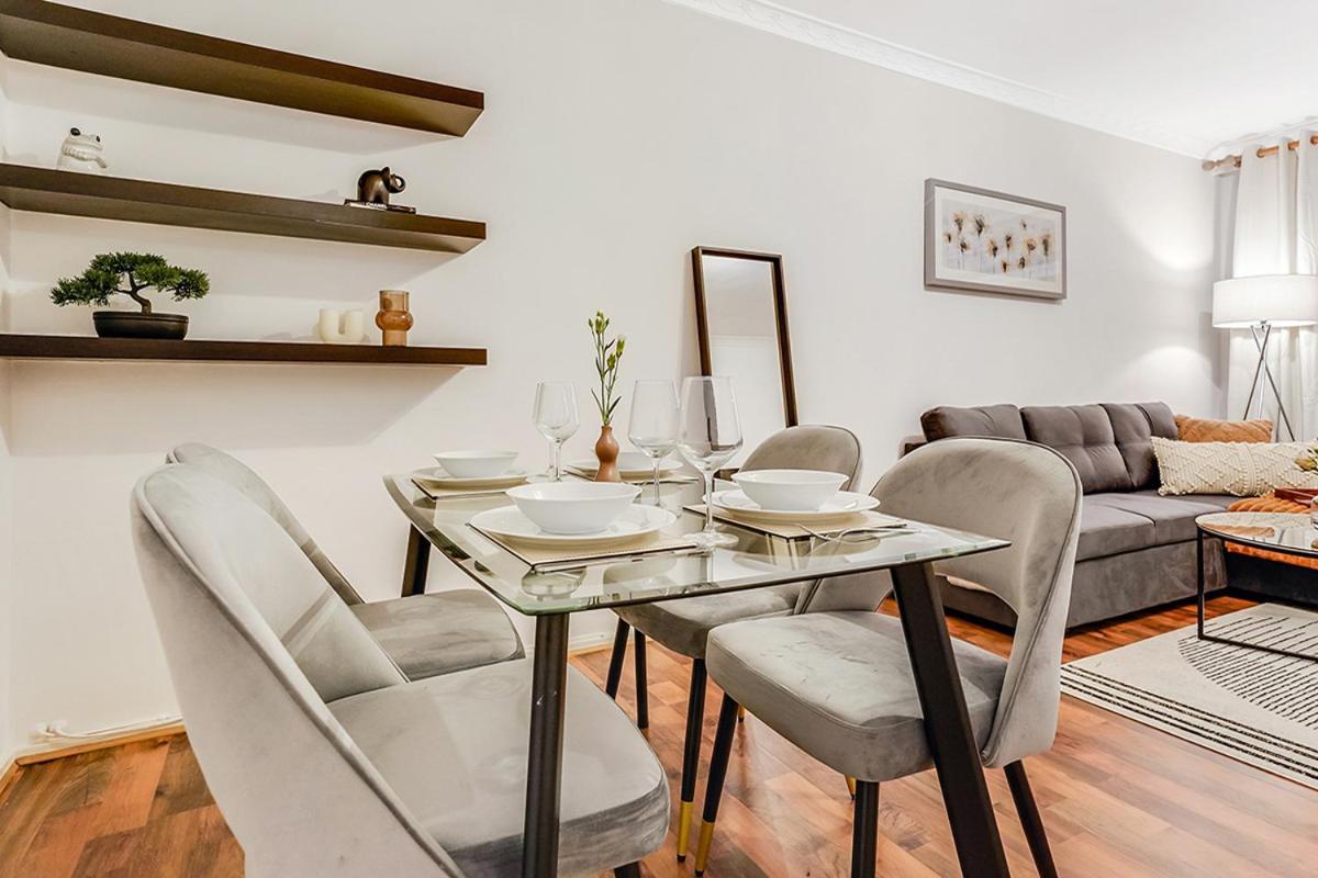 Spacious 1 Bed Next To Baker St Appartement