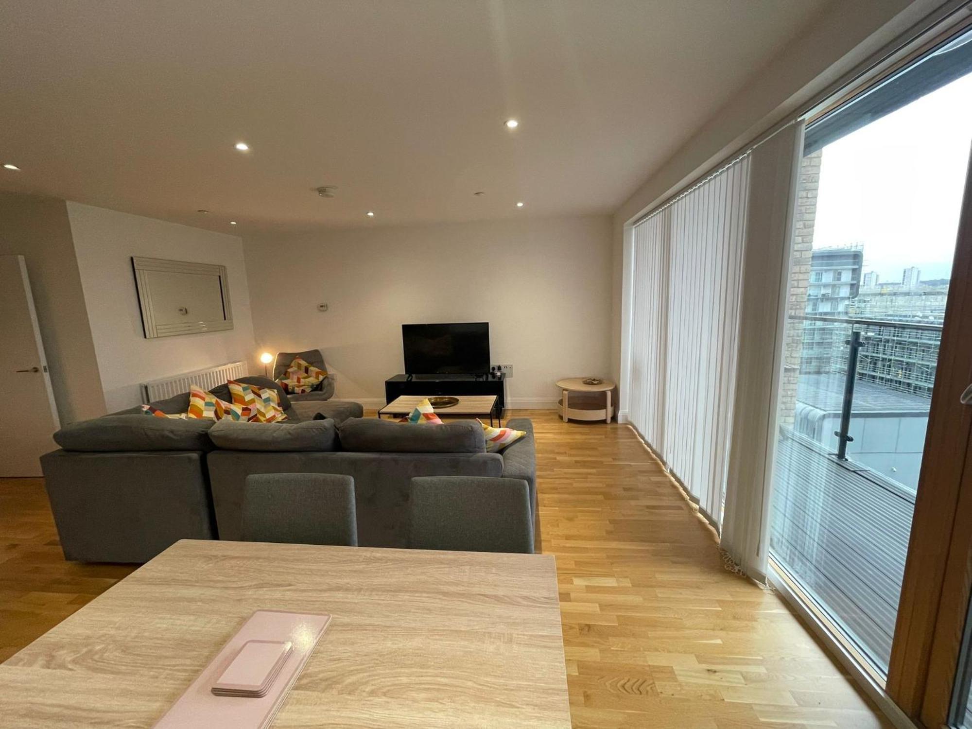 Lovely 2 Bedroom Apartment London