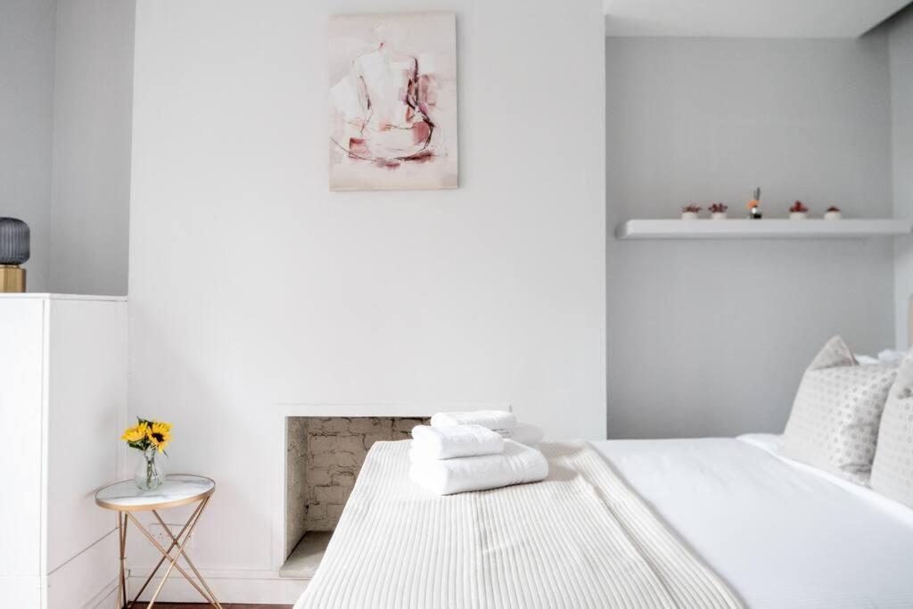 Stylish Flat In The Heart Of South Kensington Apartment *