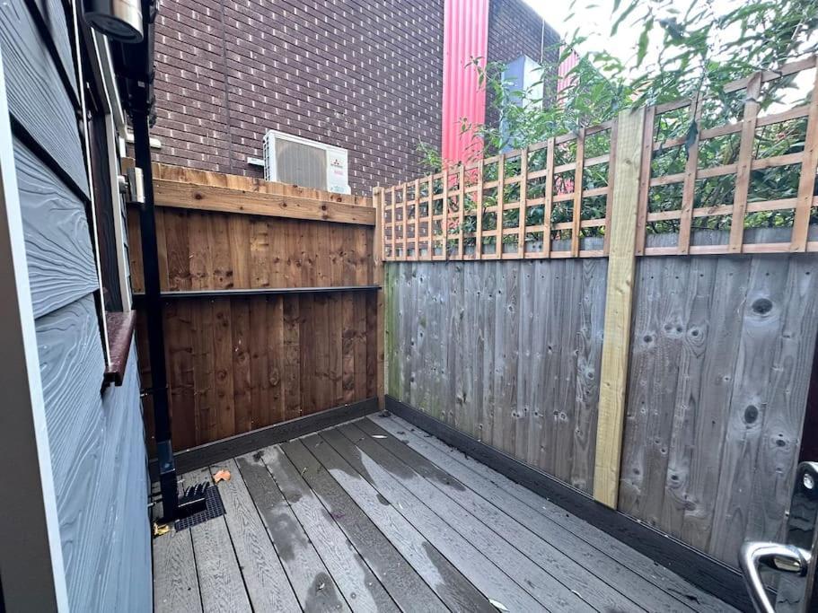 Zone 1 Apartment