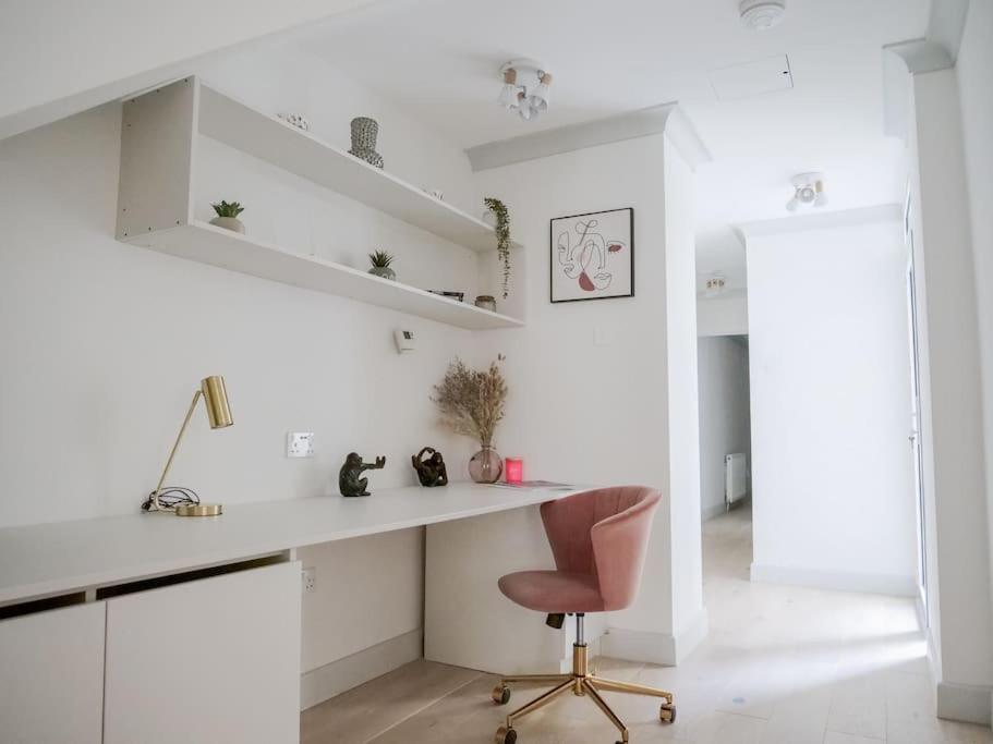 Super Spacious 3 Bedroom And 3 Bathroom Apartamento