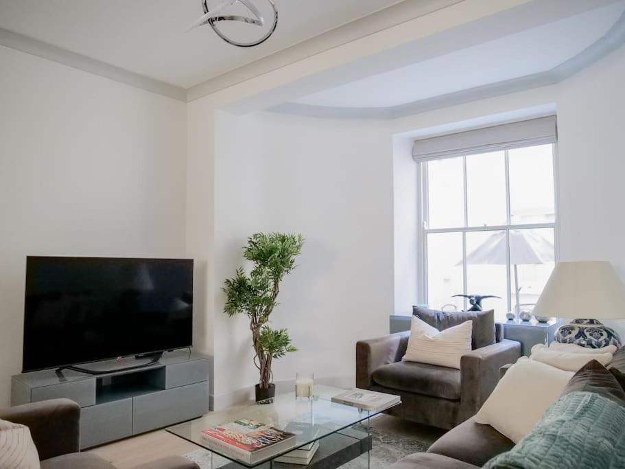 Super Spacious 3 Bedroom And 3 Bathroom Apartamento *