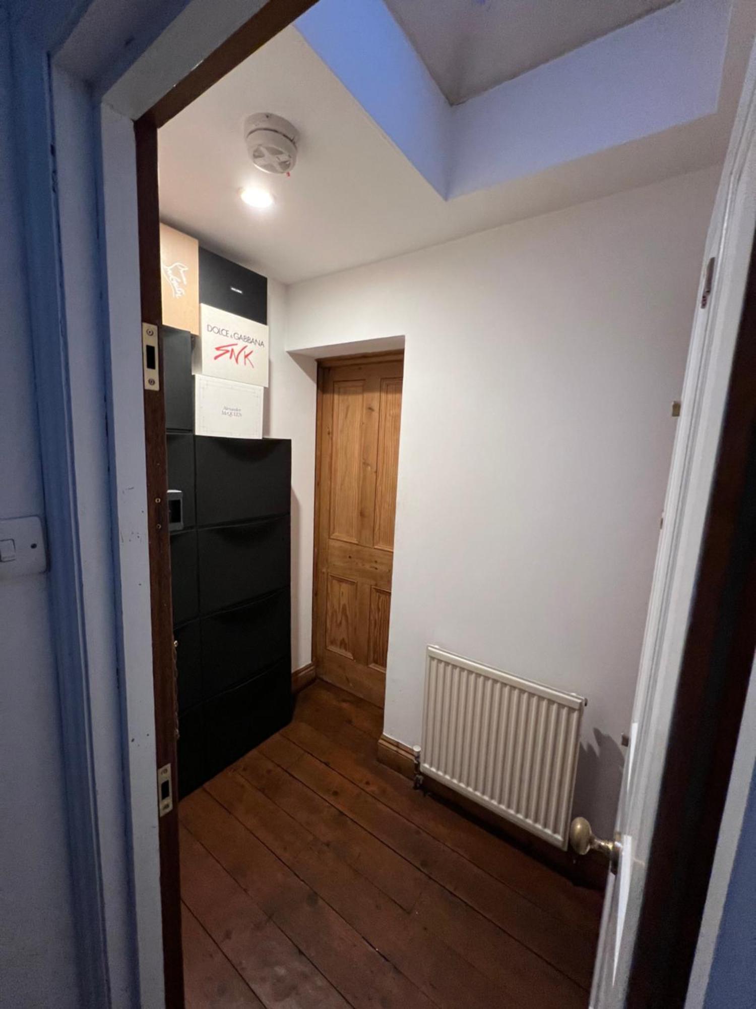 Apartment Craven Court London