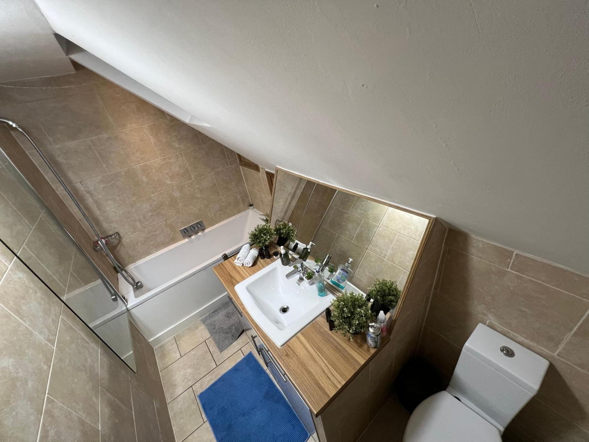 Craven Court *