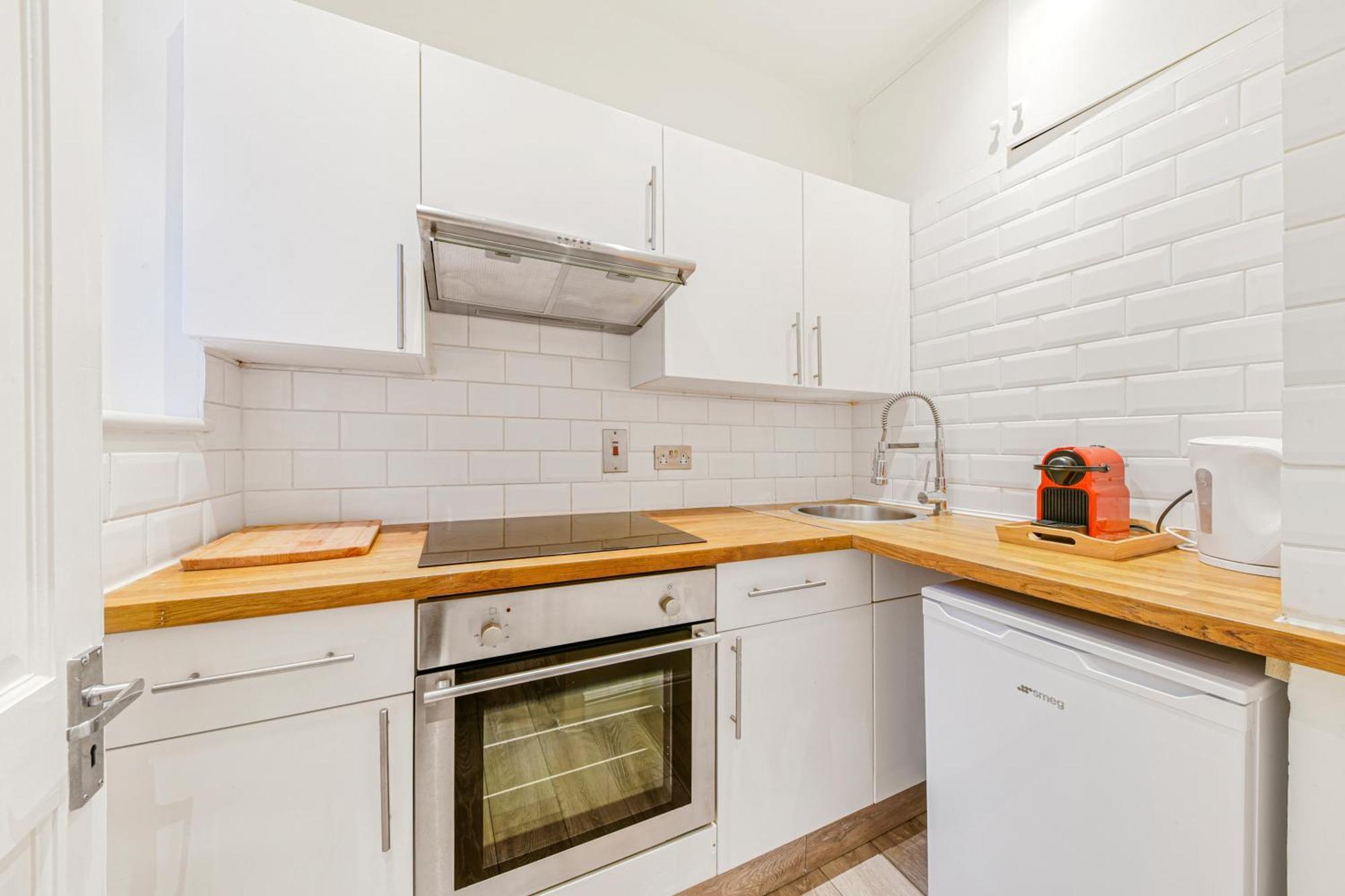 The Knightsbridge Deluxe Apart London