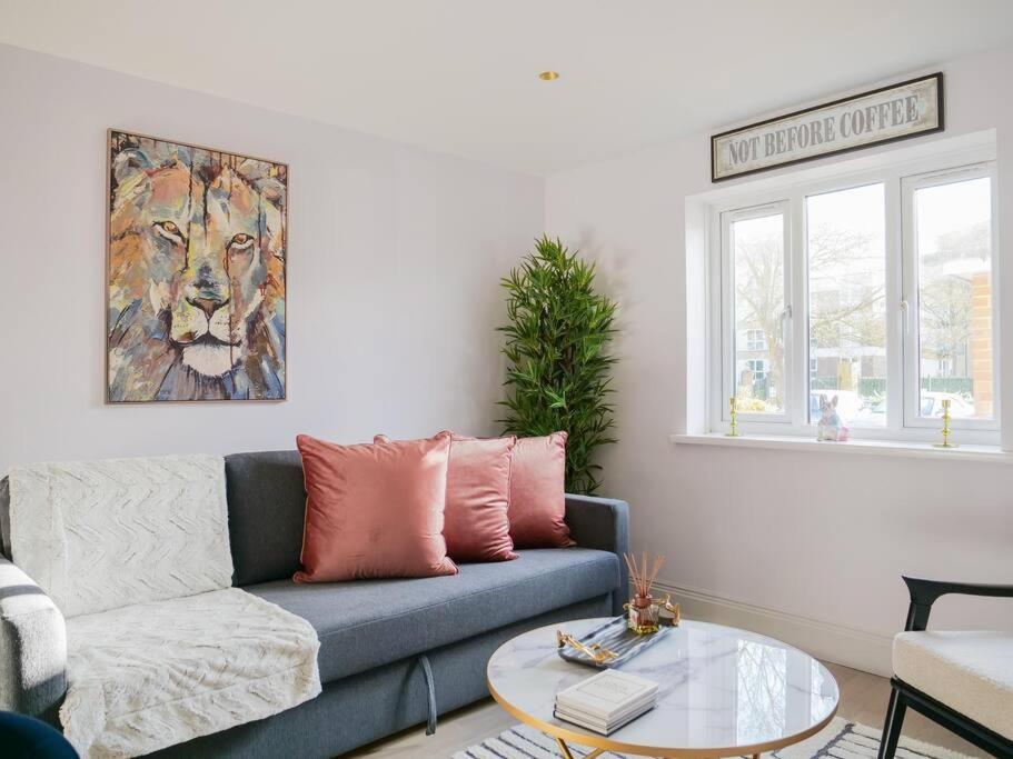 Stylish Retreat For Your Short Getaway * Londres