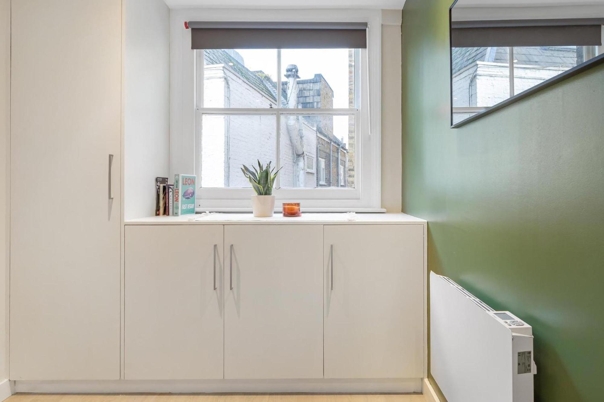 Quaint Mews In Chelsea Holiday home London